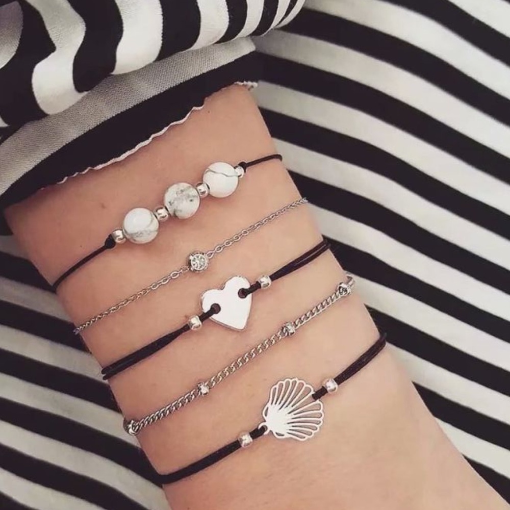*MARGHERITA* 5-Pc Silver x Black Fashion Bracelet Set
